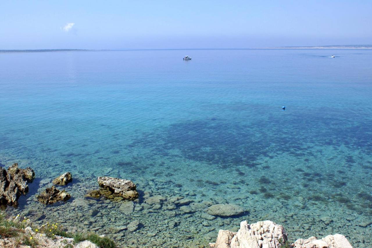 Apartments By The Sea Mandre, Pag - 8655 Kolan Exteriör bild