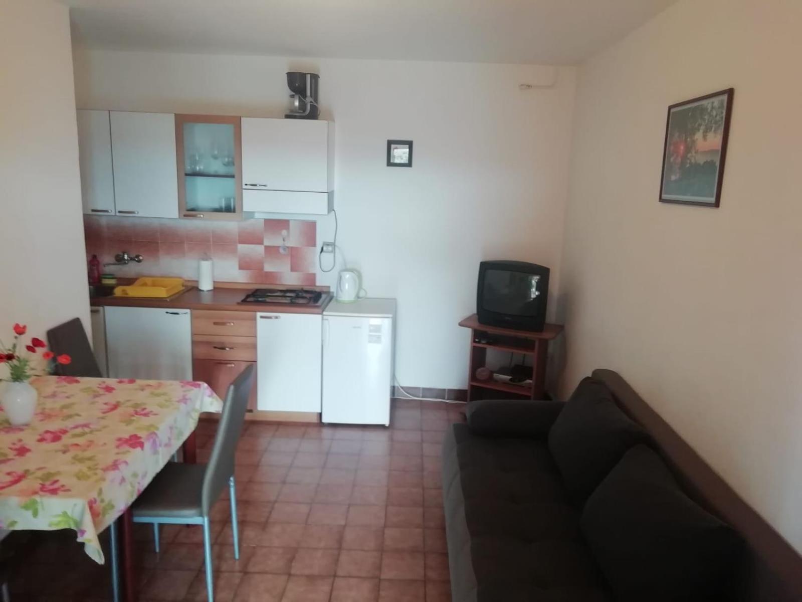 Apartments By The Sea Mandre, Pag - 8655 Kolan Rum bild
